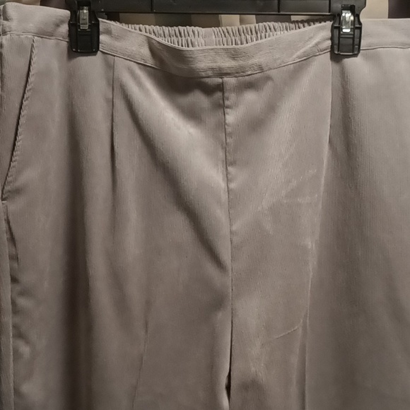 THE TOG SHOP polyester blend silver gray 2-pc pantsuit Size XL - Picture 5 of 8